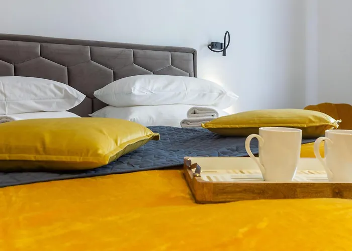 2M Exclusive Rooms